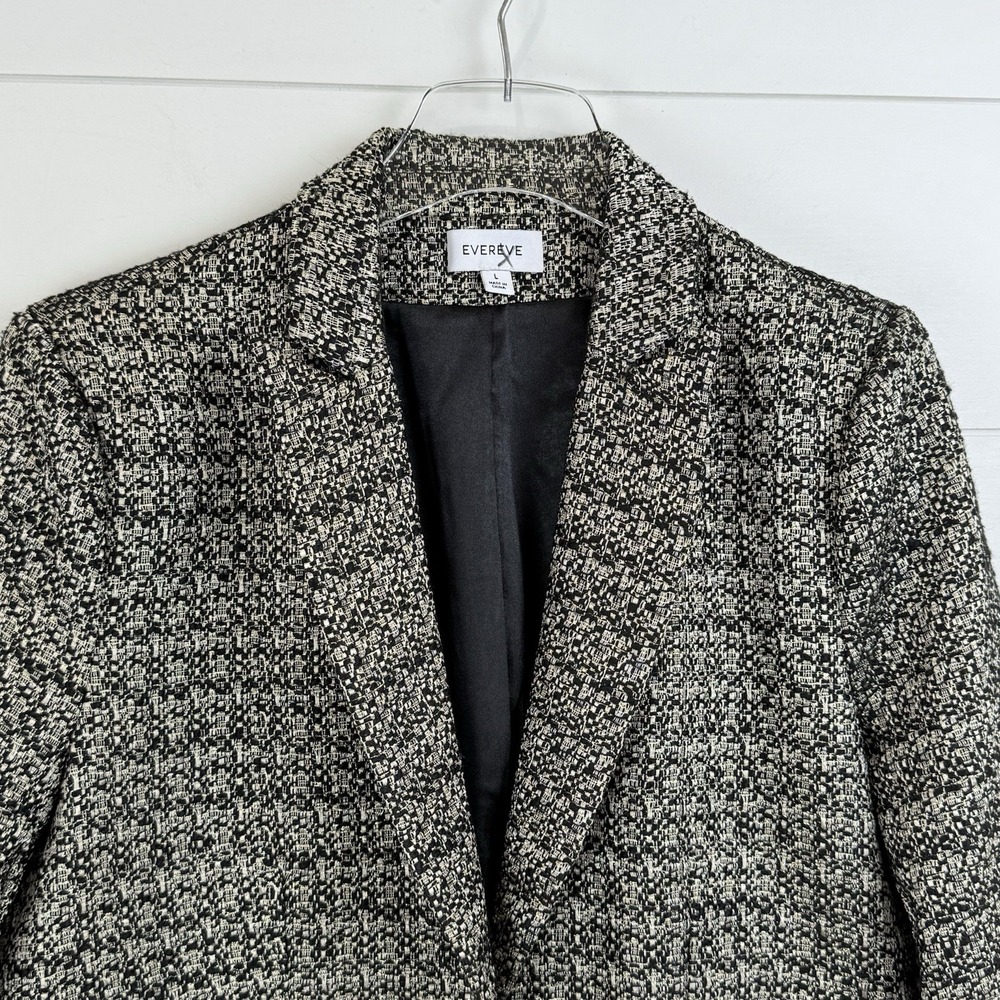 NEW Evereve STARSTRUCK Tweed Blazer Women L Black White Metallic Gold Button - Picture 3 of 13
